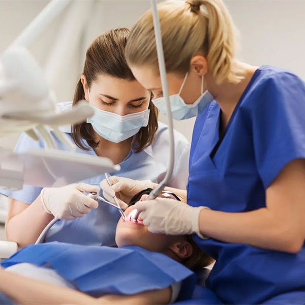 Dental assisting online learning platform
